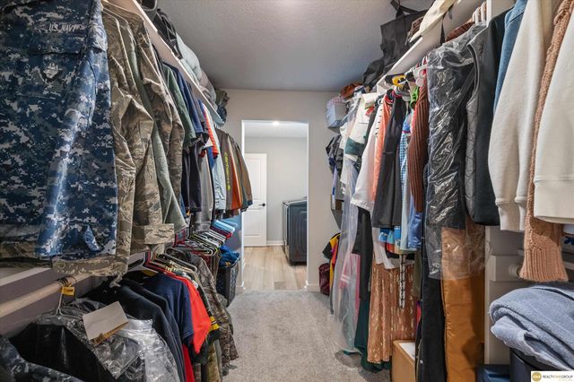 5213 Helwig Avenue, Papillion, NE 68046