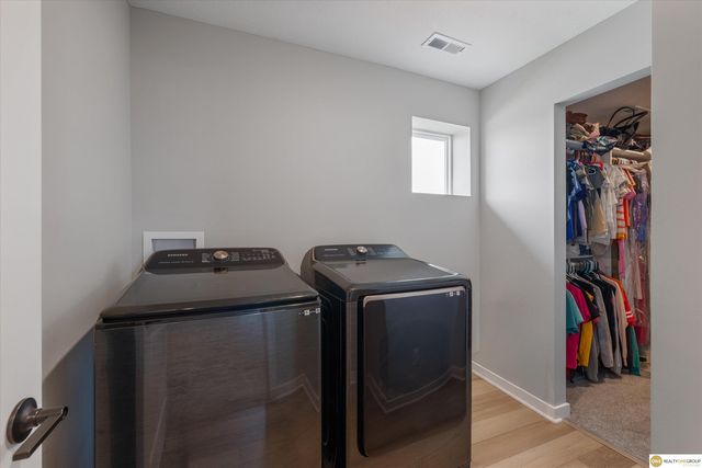 5213 Helwig Avenue, Papillion, NE 68046