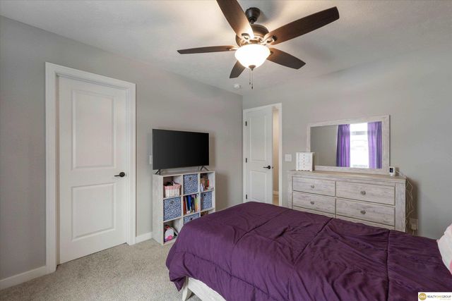 5213 Helwig Avenue, Papillion, NE 68046