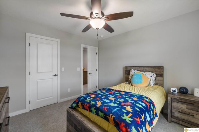 5213 Helwig Avenue, Papillion, NE 68046