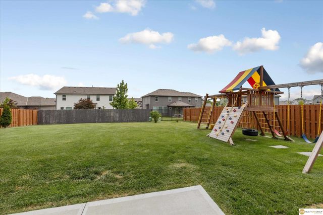 5213 Helwig Avenue, Papillion, NE 68046