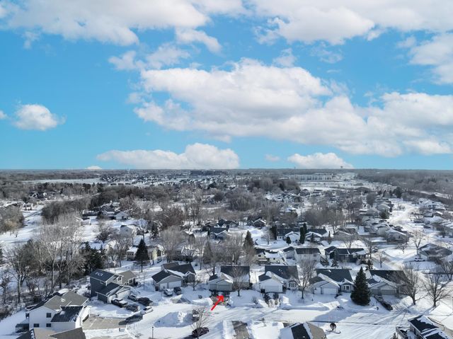 4609 Heather Way N, Oakdale, MN 55128