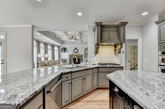 8055 Brixton Place, Suwanee, GA 30024