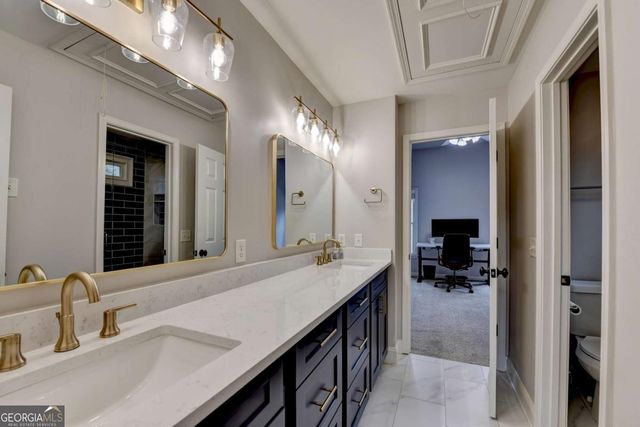 8055 Brixton Place, Suwanee, GA 30024