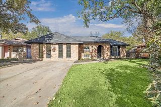 5515 Knightwood Street, Houston, TX 77016