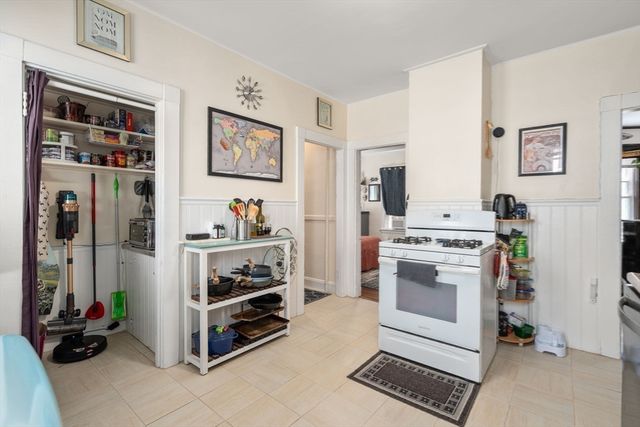 124-126 Brooks St, Boston, MA 02135