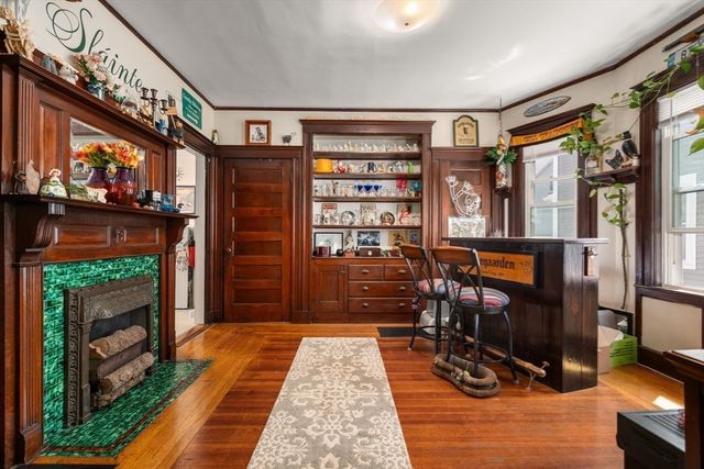 124-126 Brooks St, Boston, MA 02135