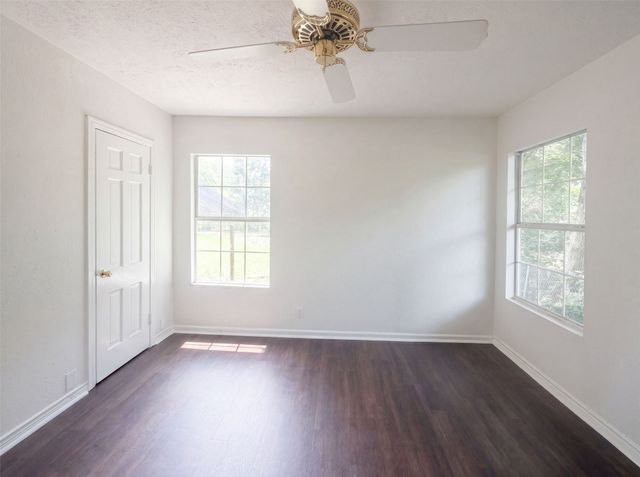11216 Barbarosa Drive, Dallas, TX 75228