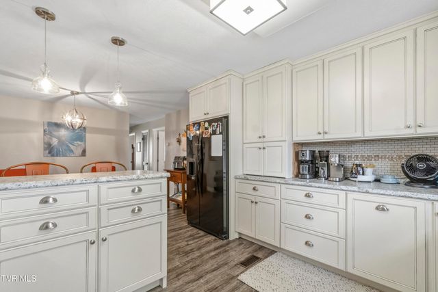 207 Stinson Drive, Bulls Gap, TN 37711