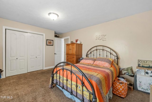 207 Stinson Drive, Bulls Gap, TN 37711