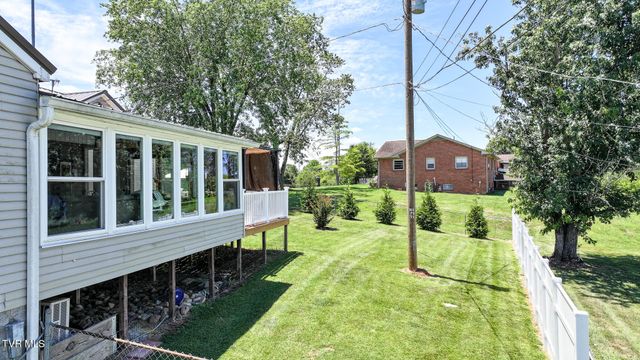 207 Stinson Drive, Bulls Gap, TN 37711