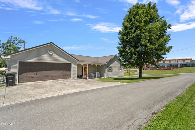207 Stinson Drive, Bulls Gap, TN 37711