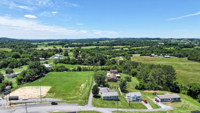 207 Stinson Drive, Bulls Gap, TN 37711
