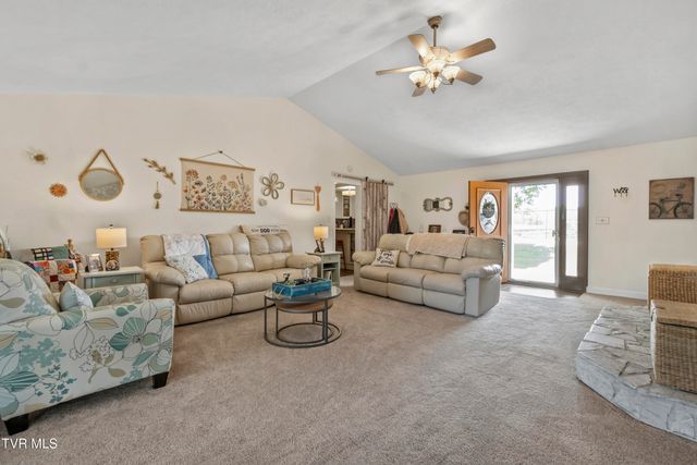 207 Stinson Drive, Bulls Gap, TN 37711