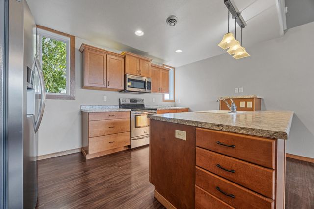 3641 34th Street S, Moorhead, MN 56560