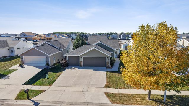 3641 34th Street S, Moorhead, MN 56560