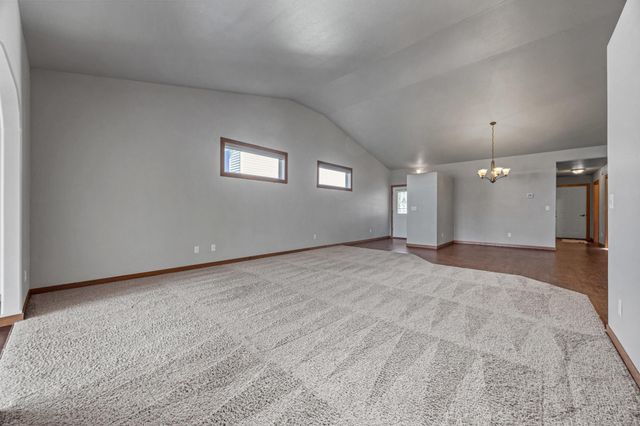 3641 34th Street S, Moorhead, MN 56560