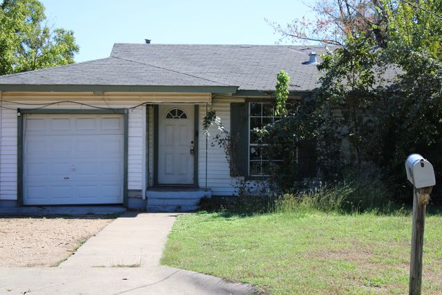 619 Truman Street, Arlington, TX 76011