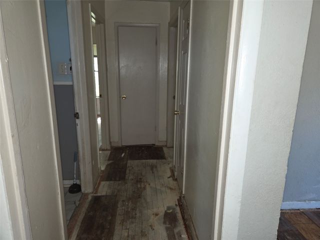 619 Truman Street, Arlington, TX 76011
