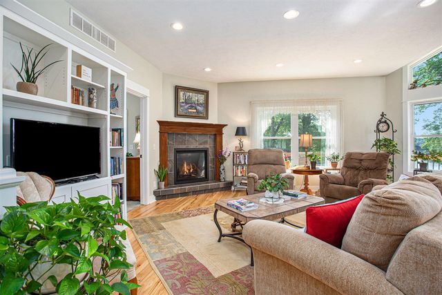 5091 E High Tower Lake Road, Hesperia, MI 49421