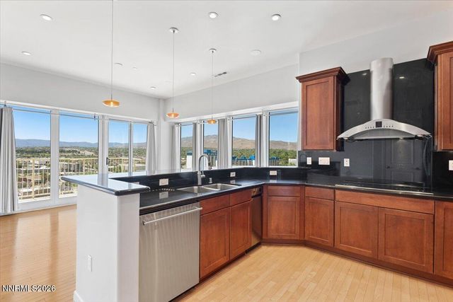 200 W 2nd Street APT 1604, Reno, NV 89501