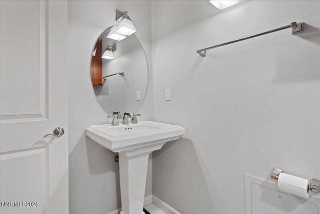 200 W 2nd Street APT 1604, Reno, NV 89501