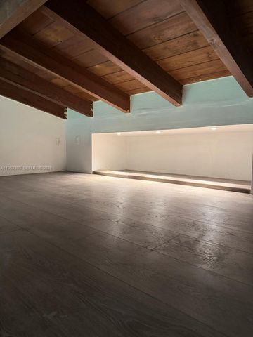 35 NE 80th Ter A2, Miami, FL 33138