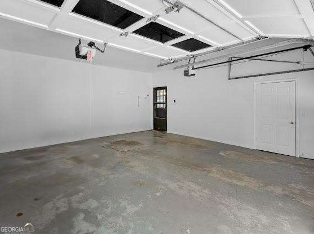 10560 Haynes Bridge Road, Alpharetta, GA 30022