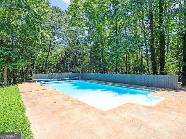 10560 Haynes Bridge Road, Alpharetta, GA 30022