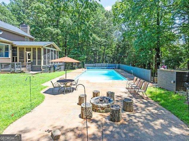 10560 Haynes Bridge Road, Alpharetta, GA 30022