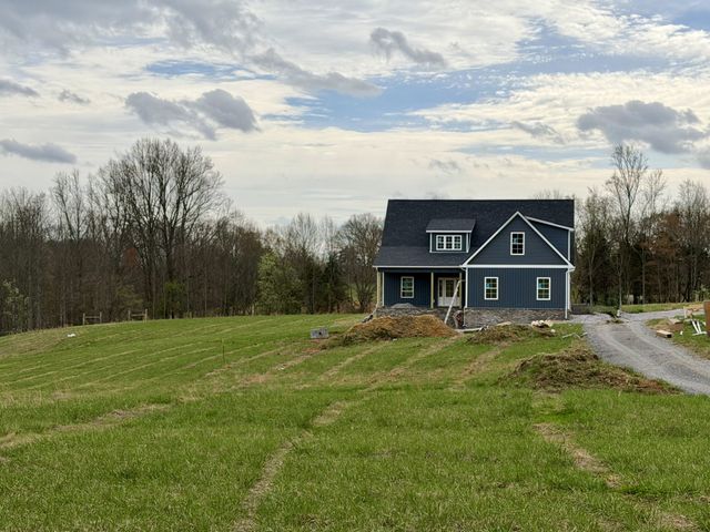 668 Jefferson Rd, Smithville, TN 37166