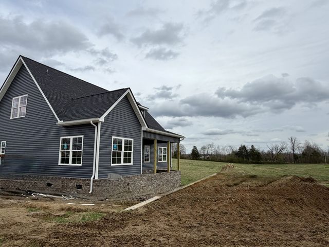 668 Jefferson Rd, Smithville, TN 37166