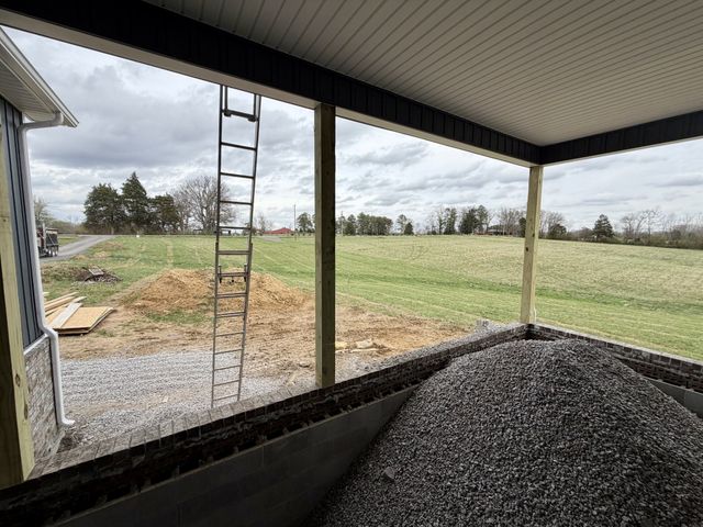 668 Jefferson Rd, Smithville, TN 37166