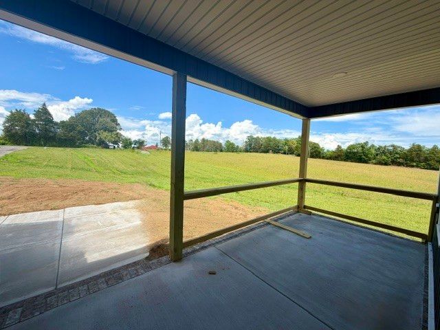 668 Jefferson Rd, Smithville, TN 37166