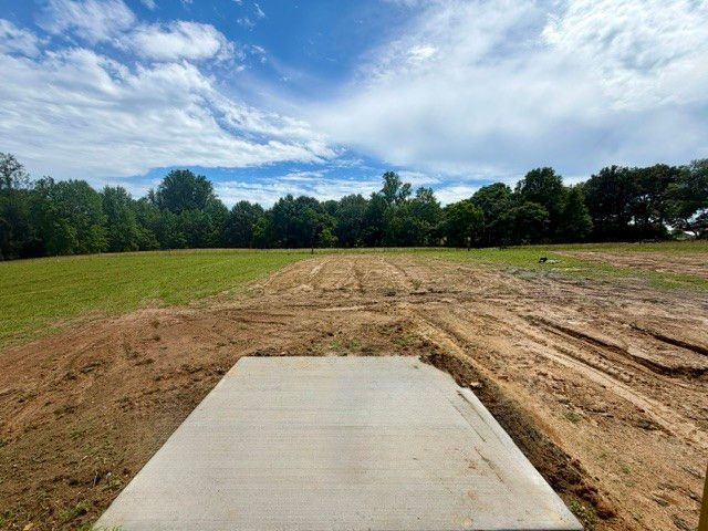 668 Jefferson Rd, Smithville, TN 37166