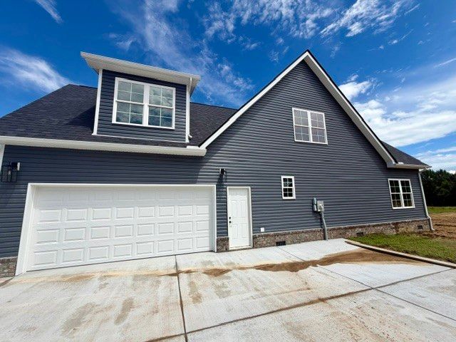 668 Jefferson Rd, Smithville, TN 37166