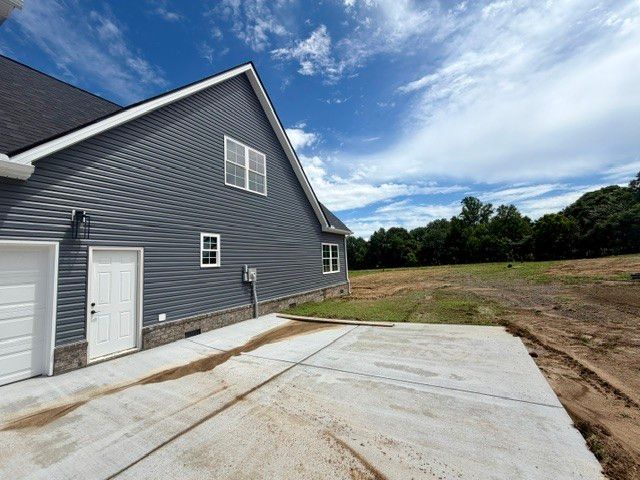668 Jefferson Rd, Smithville, TN 37166