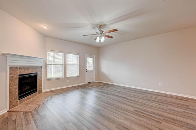 2815 Mustang Hill Lane, Katy, TX 77449