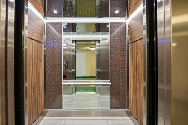 1950 S Ocean Drive PHB, Hallandale Beach, FL 33009