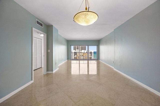 1950 S Ocean Drive PHB, Hallandale Beach, FL 33009