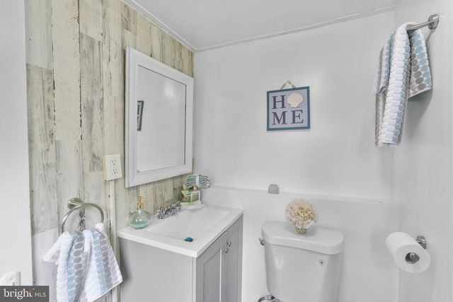 109 S AUGUSTA AVE, Baltimore, MD 21229
