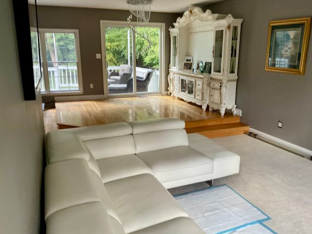 24 Penniman Cir, Stoughton, MA 02072