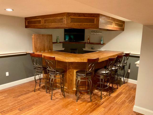 24 Penniman Cir, Stoughton, MA 02072