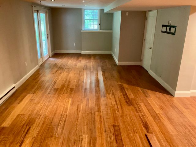 24 Penniman Cir, Stoughton, MA 02072