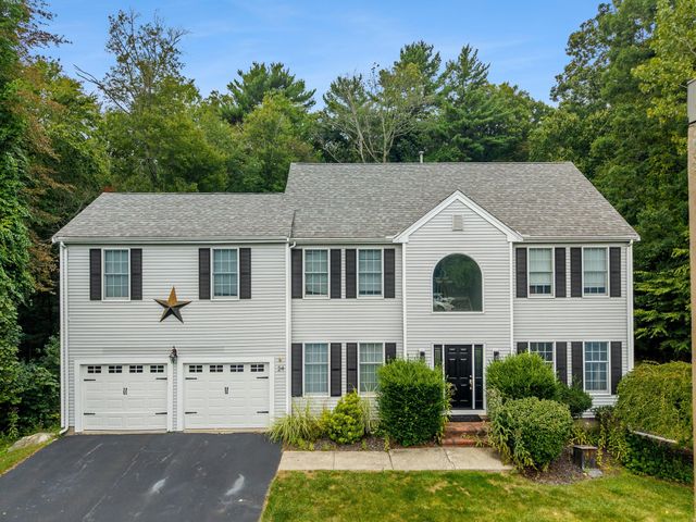 24 Penniman Cir, Stoughton, MA 02072