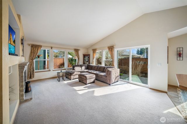 1629 Sundrop Lane SE, Tumwater, WA 98501