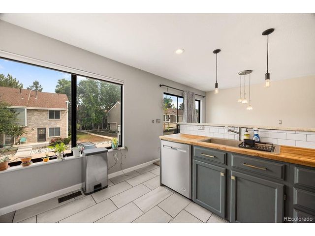 8755 W Cornell Ave 14-5, Lakewood, CO 80227