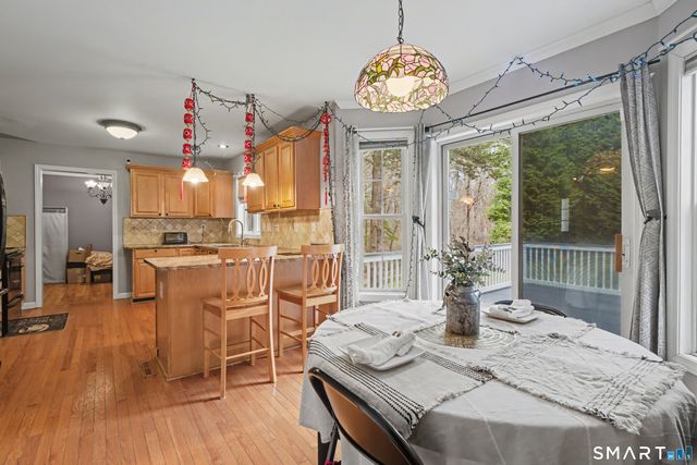 75 Heather Glen Lane, Groton, CT 06355