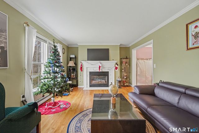 75 Heather Glen Lane, Groton, CT 06355