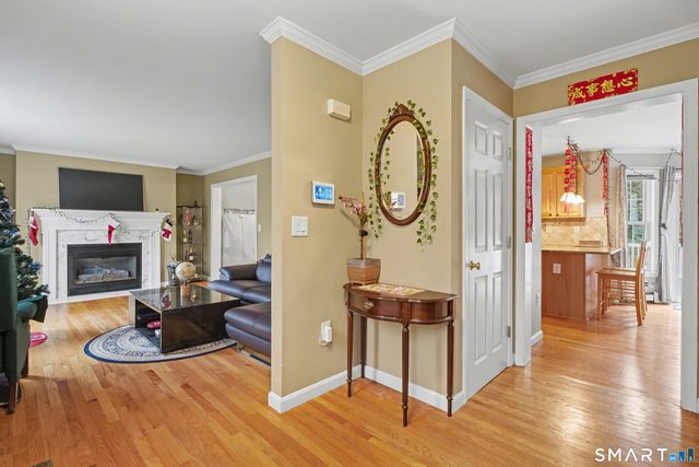 75 Heather Glen Lane, Groton, CT 06355